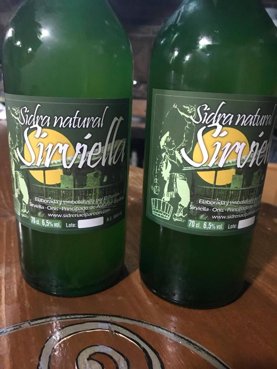 Posada El Pareon Sirviella Ngoại thất bức ảnh
